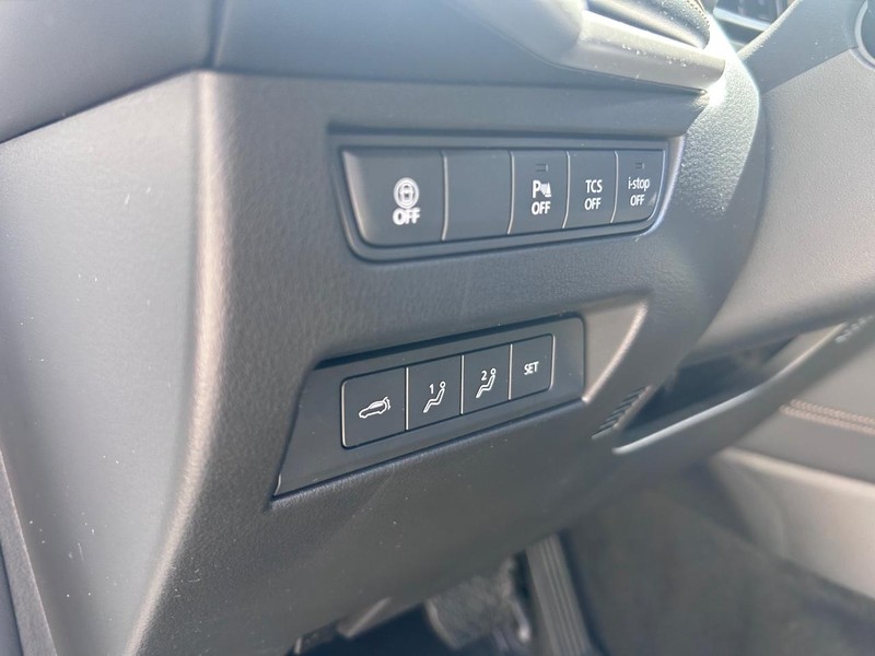 Mazda CX-90 Vehicle Full-screen Gallery Image 22