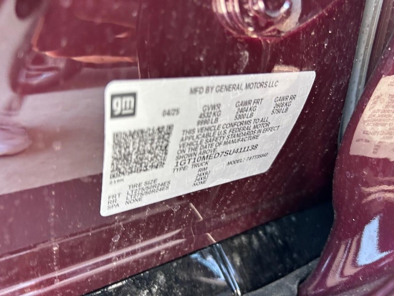 GMC Sierra EV Vehicle Full-screen Gallery Image 21