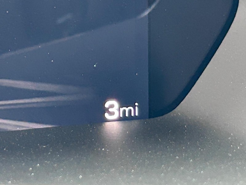 GMC Canyon Vehicle Full-screen Gallery Image 19