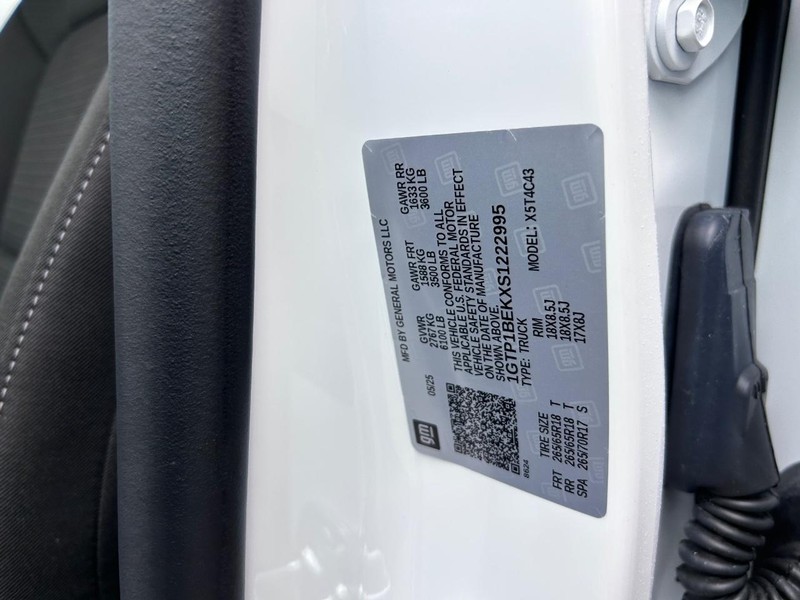 GMC Canyon Vehicle Full-screen Gallery Image 20