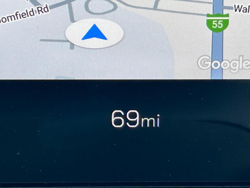 GMC Yukon XL Vehicle Full-screen Gallery Image 23