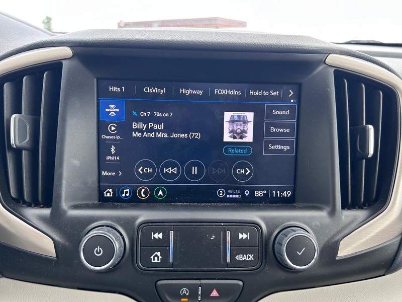 GMC Terrain Vehicle Full-screen Gallery Image 14