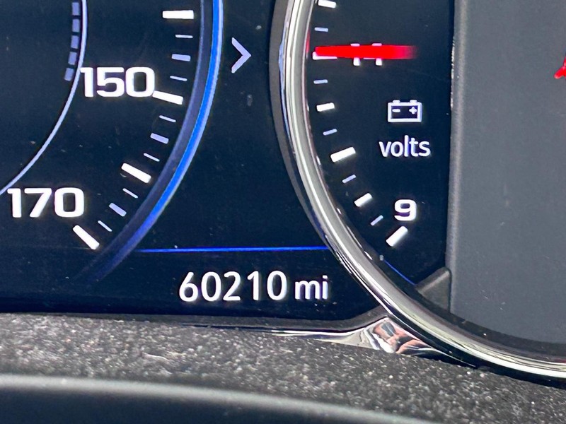 GMC Terrain Vehicle Full-screen Gallery Image 21