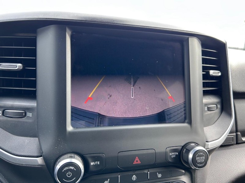 Ram 2500 Vehicle Full-screen Gallery Image 19