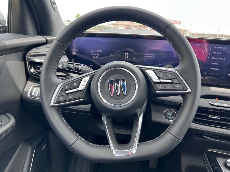 Buick Enclave Vehicle Full-screen Gallery Image 13