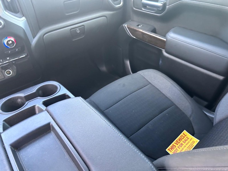 GMC Sierra 1500 Vehicle Full-screen Gallery Image 14