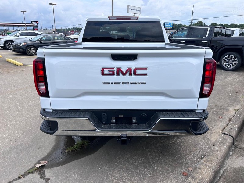 GMC Sierra 1500 Vehicle Full-screen Gallery Image 3