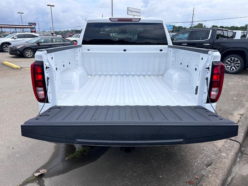GMC Sierra 1500 Vehicle Full-screen Gallery Image 4