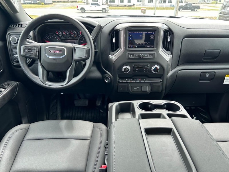 GMC Sierra 1500 Vehicle Full-screen Gallery Image 8