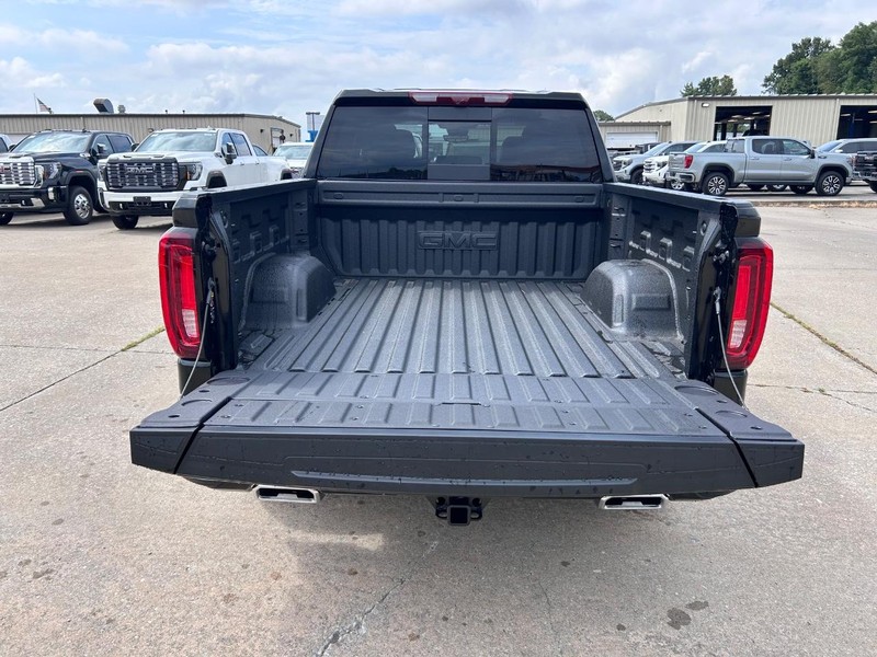 GMC Sierra 1500 Vehicle Full-screen Gallery Image 5