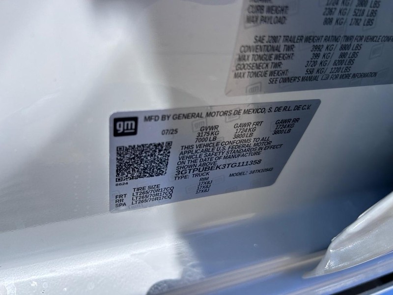 GMC Sierra 1500 Vehicle Full-screen Gallery Image 19