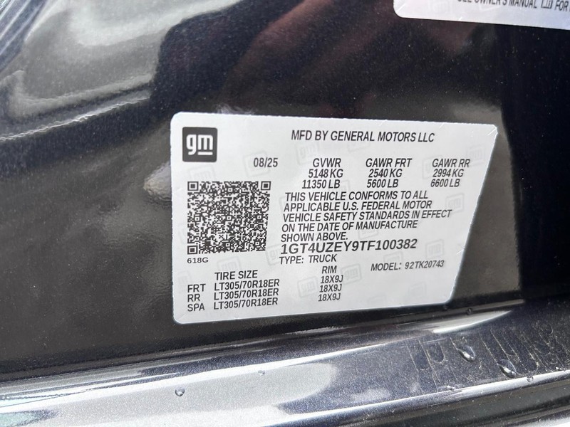 GMC Sierra 2500HD Vehicle Full-screen Gallery Image 21