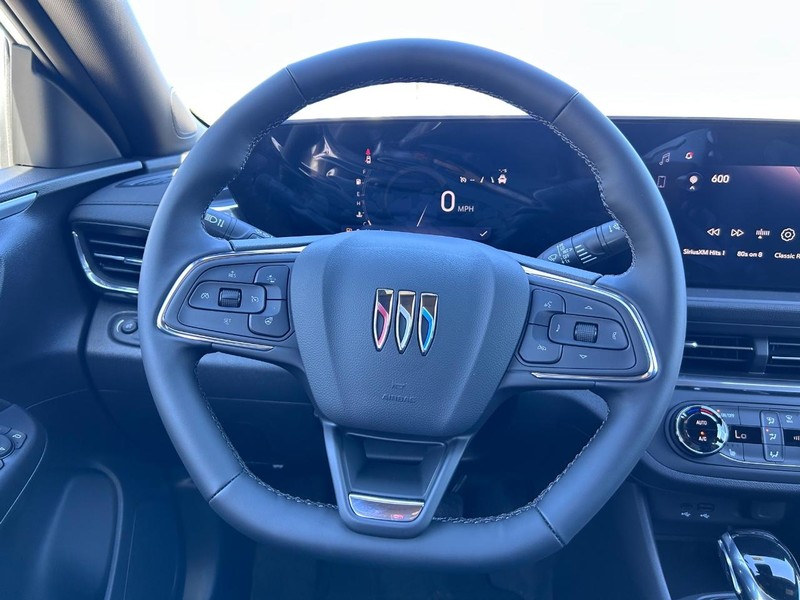 Buick Envista Vehicle Full-screen Gallery Image 9