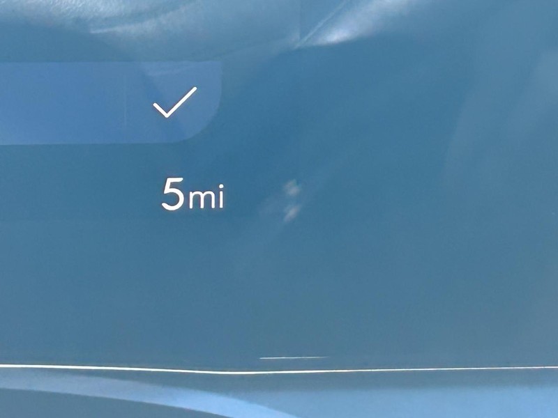 Buick Envista Vehicle Full-screen Gallery Image 18