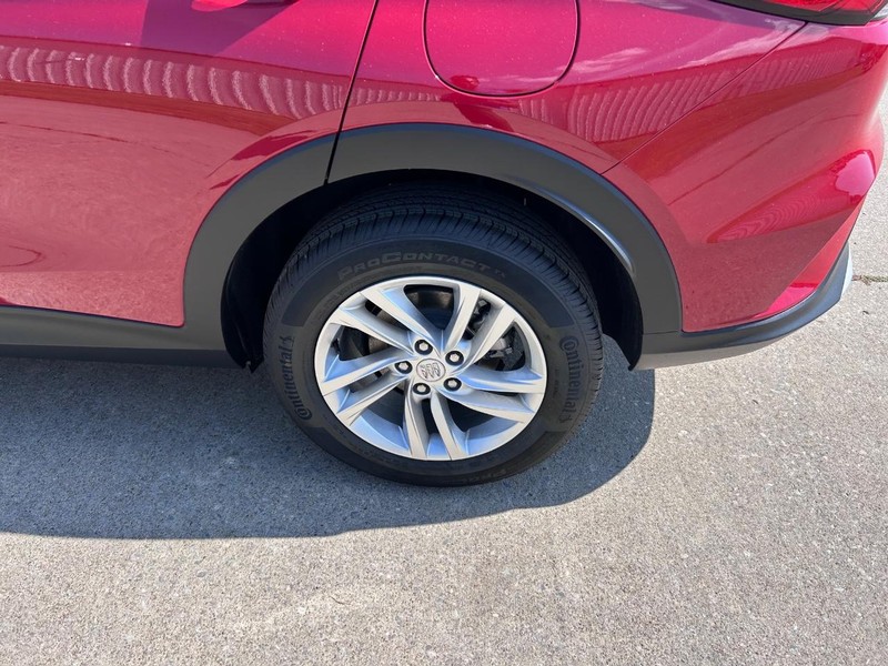 Buick Envista Vehicle Full-screen Gallery Image 6