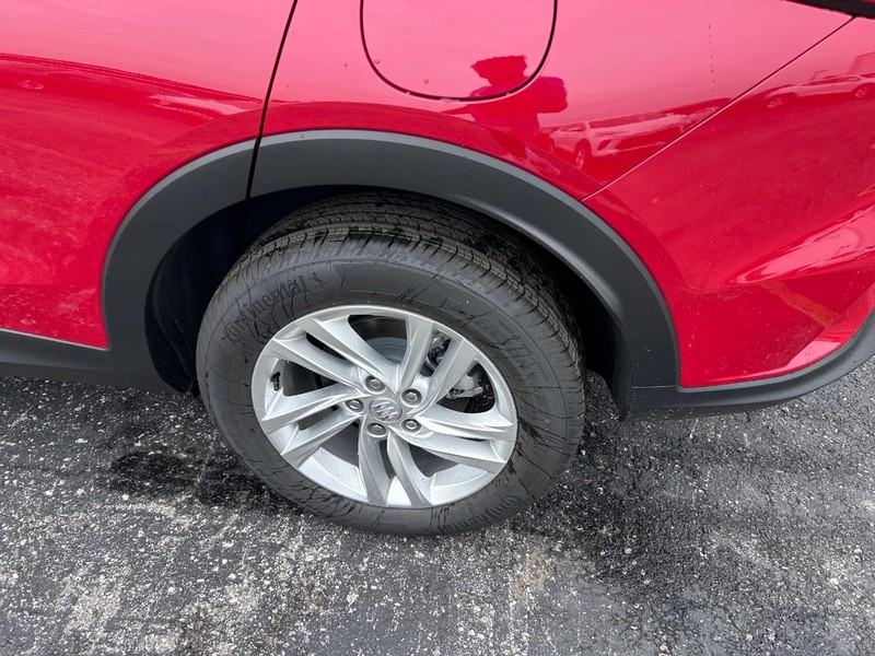 Buick Envista Vehicle Full-screen Gallery Image 6