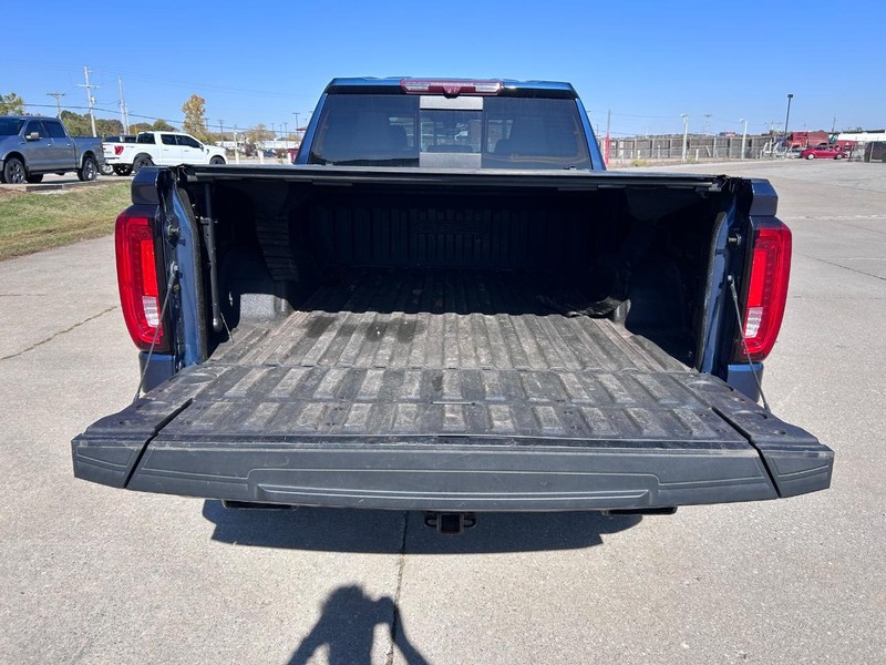 GMC Sierra 1500 Vehicle Full-screen Gallery Image 5