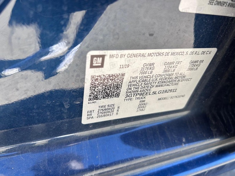 GMC Sierra 1500 Vehicle Full-screen Gallery Image 21