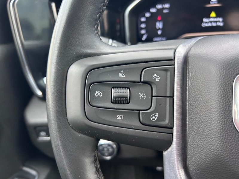 GMC Sierra 1500 Vehicle Full-screen Gallery Image 10