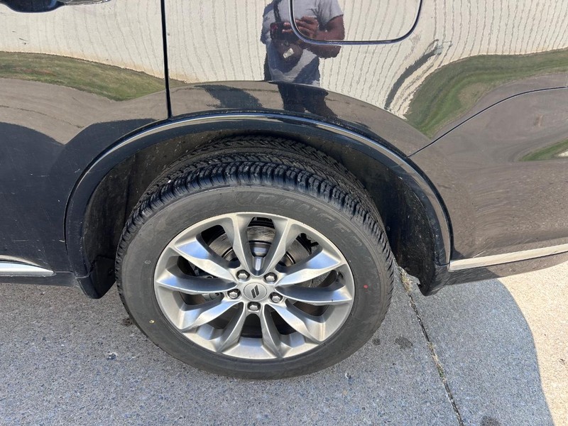 Dodge Durango Vehicle Full-screen Gallery Image 7