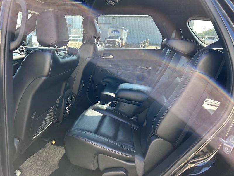 Dodge Durango Vehicle Full-screen Gallery Image 9