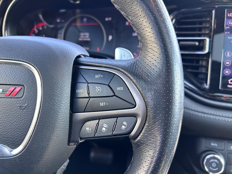 Dodge Durango Vehicle Full-screen Gallery Image 15