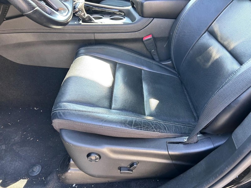 Dodge Durango Vehicle Full-screen Gallery Image 22