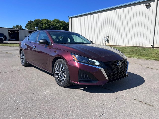 Cape Girardeau MO 2024 Nissan Altima more details - nissan altima