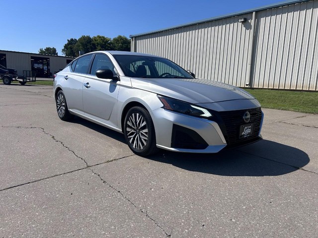 Cape Girardeau MO 2024 Nissan Altima more details - nissan altima