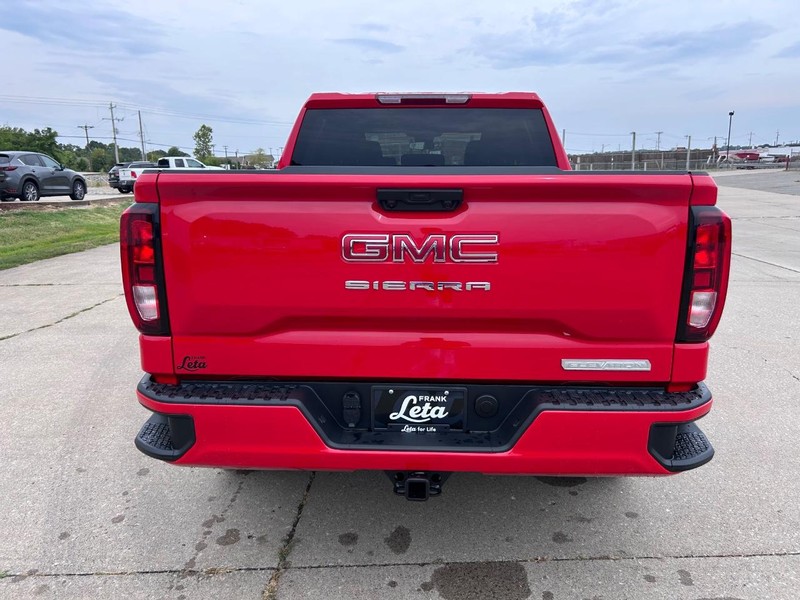 GMC Sierra 1500 Vehicle Full-screen Gallery Image 4