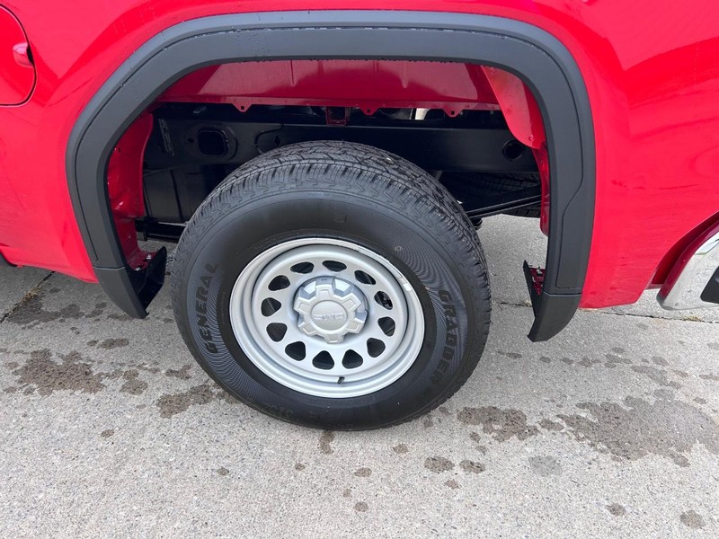 GMC Sierra 1500 Vehicle Full-screen Gallery Image 6