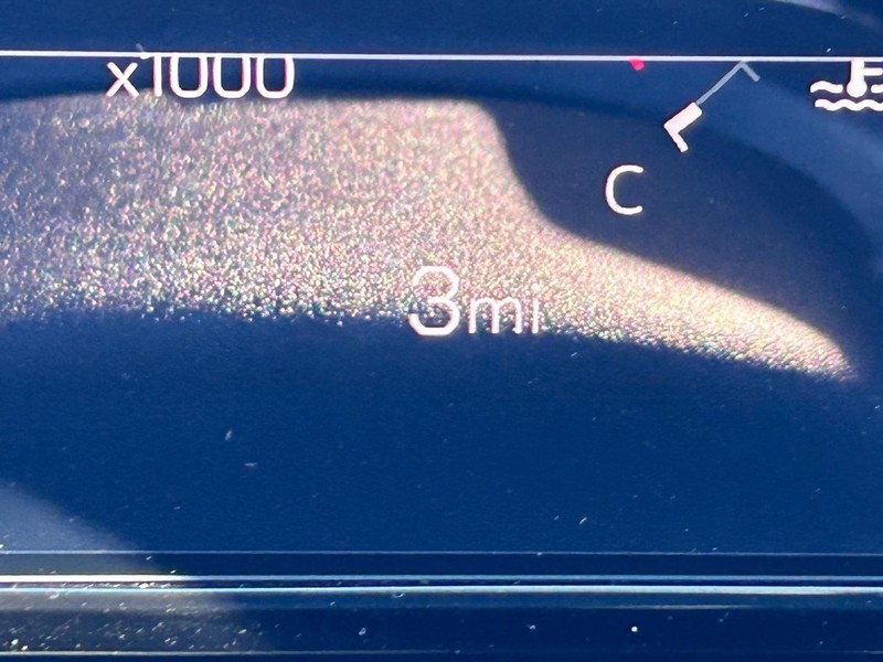 GMC Terrain Vehicle Full-screen Gallery Image 20