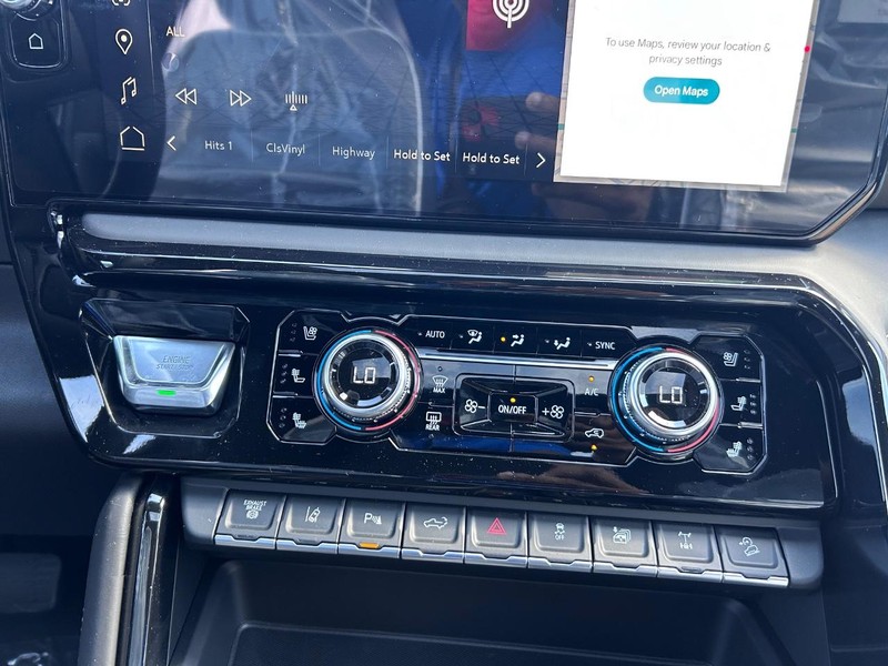 GMC Sierra 2500HD Vehicle Full-screen Gallery Image 14