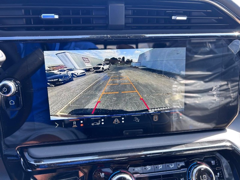 GMC Sierra 2500HD Vehicle Full-screen Gallery Image 20