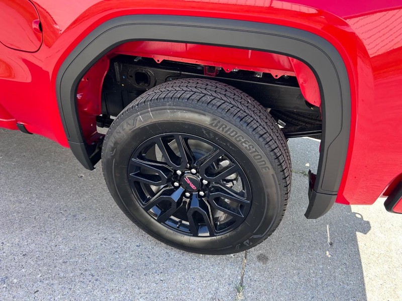 GMC Sierra 1500 Vehicle Full-screen Gallery Image 6