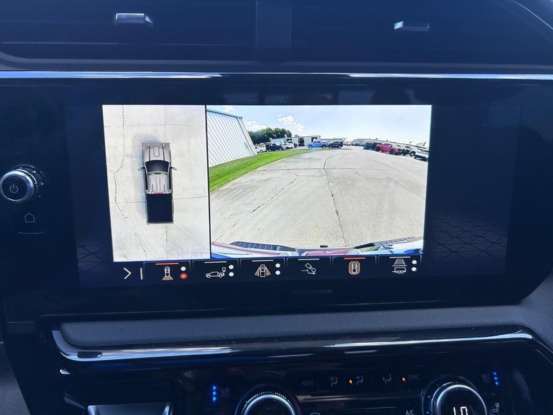 GMC Sierra 2500HD Vehicle Full-screen Gallery Image 19