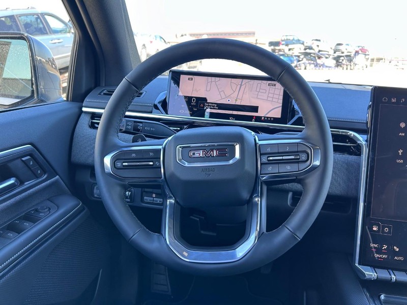 GMC Sierra EV Vehicle Full-screen Gallery Image 9