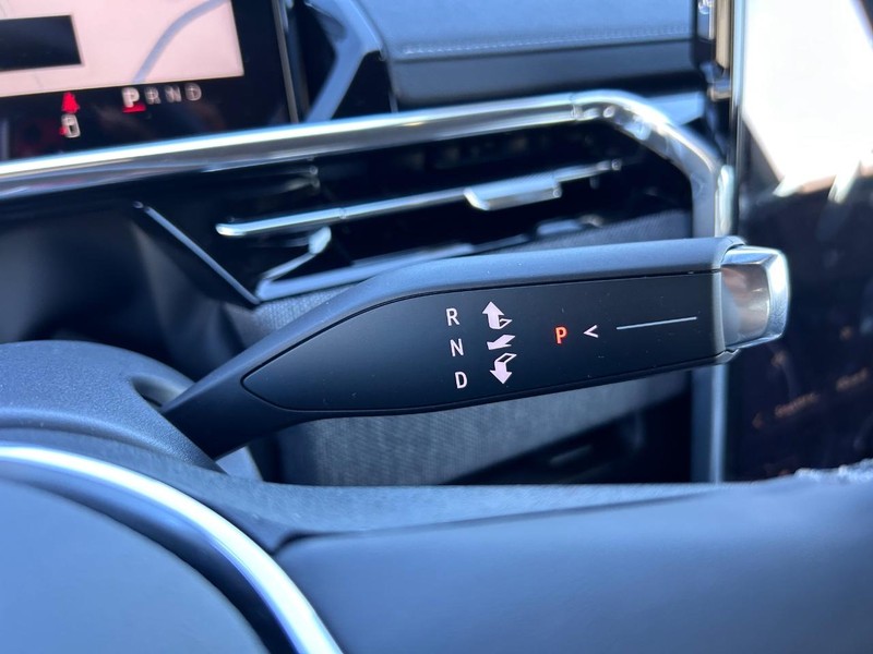 GMC Sierra EV Vehicle Full-screen Gallery Image 14