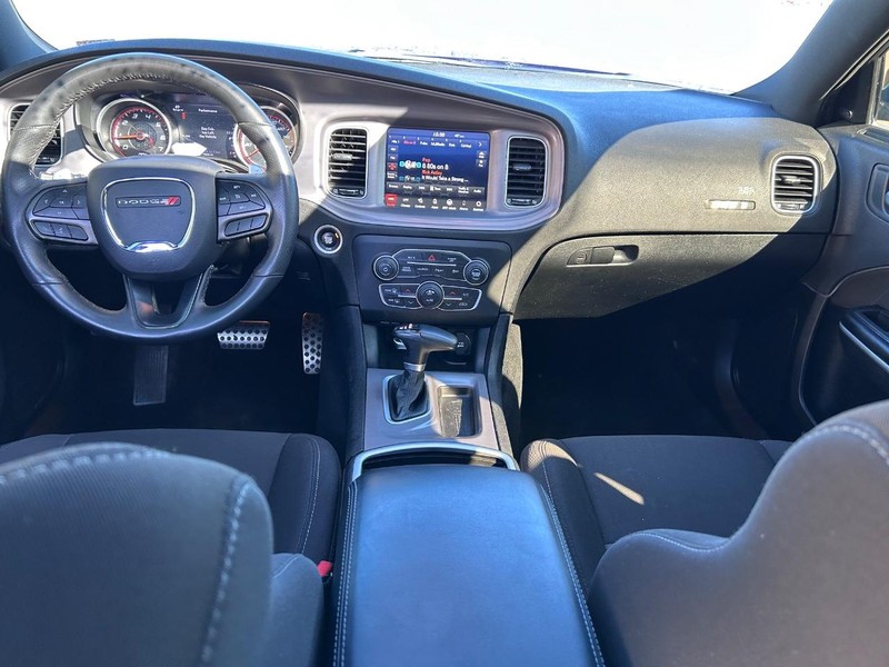 Dodge Charger Vehicle Full-screen Gallery Image 9