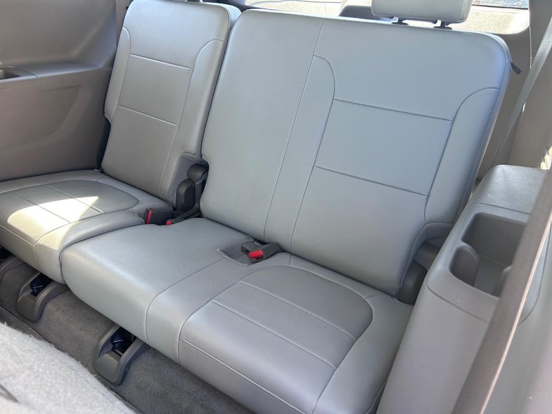 Chevrolet Traverse Vehicle Full-screen Gallery Image 8