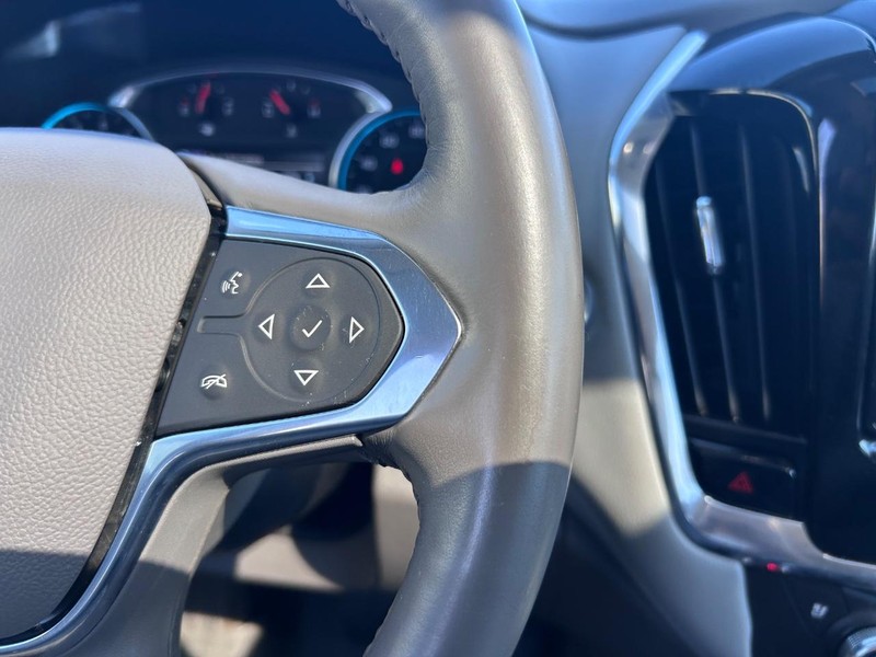 Chevrolet Traverse Vehicle Full-screen Gallery Image 15