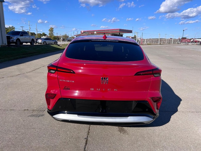 Buick Envista Vehicle Full-screen Gallery Image 4