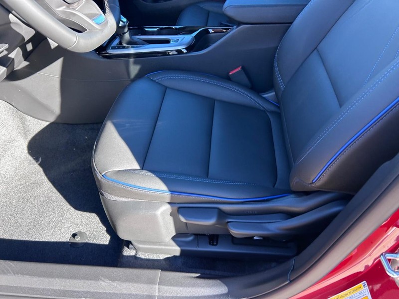 Buick Envista Vehicle Full-screen Gallery Image 18