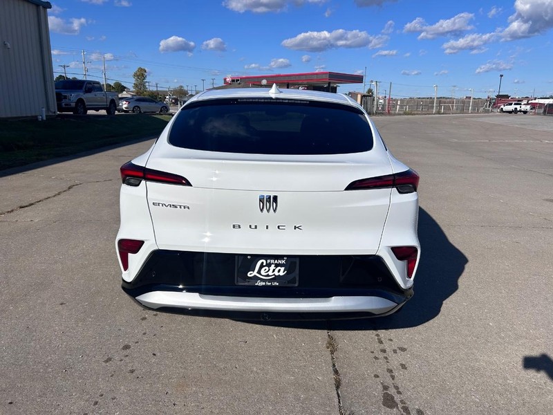 Buick Envista Vehicle Full-screen Gallery Image 4