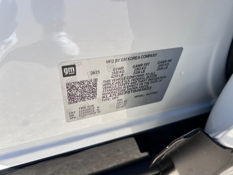 Buick Envista Vehicle Full-screen Gallery Image 21