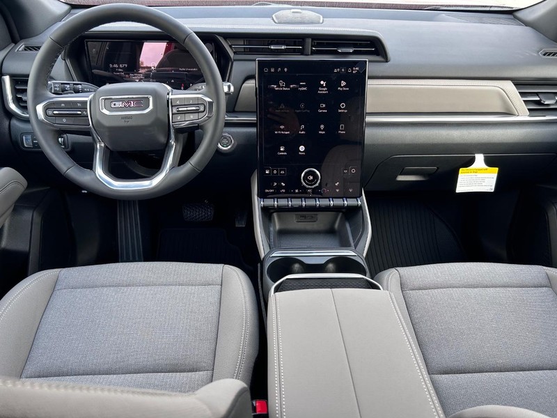 GMC Terrain Vehicle Full-screen Gallery Image 8