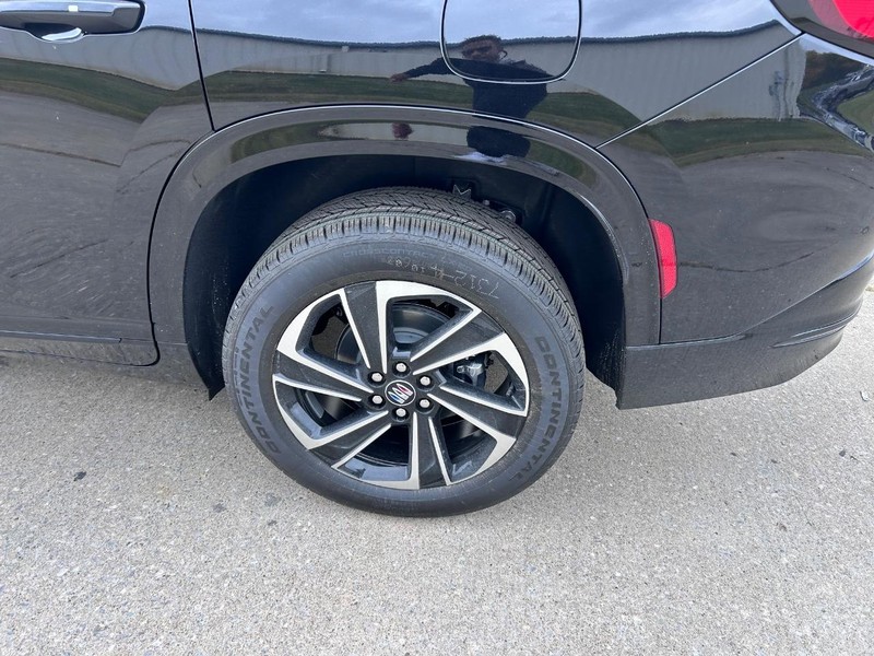 Buick Enclave Vehicle Full-screen Gallery Image 7