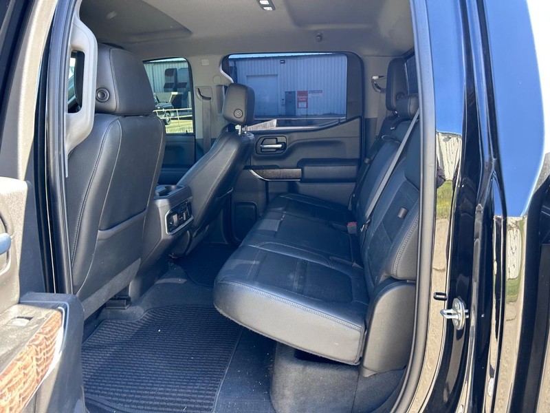 GMC Sierra 1500 Vehicle Full-screen Gallery Image 7