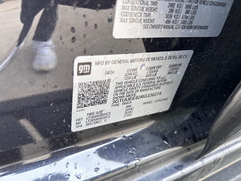 GMC Sierra 1500 Vehicle Full-screen Gallery Image 22