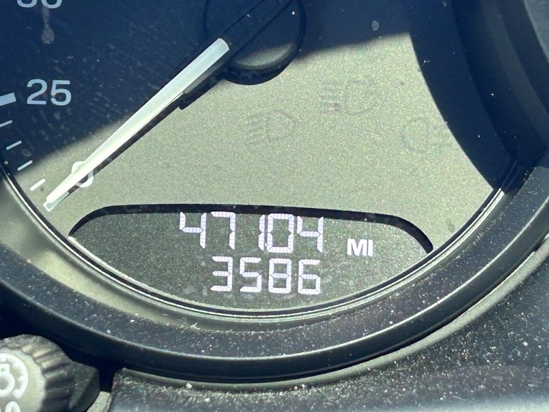 Porsche Macan Vehicle Full-screen Gallery Image 21